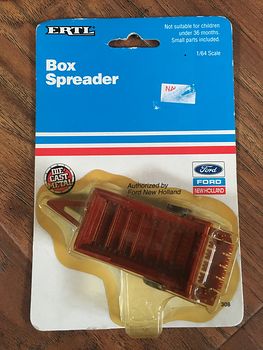 1993 Die Cast Ertl Box Spreader Authorized by Ford New Holland #gy2RpqqXiy0