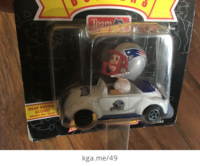 1996 Ertl Nfl New England Patriots Goalline Boppers Toy Car - #kJnJyzh1Y8Q-2