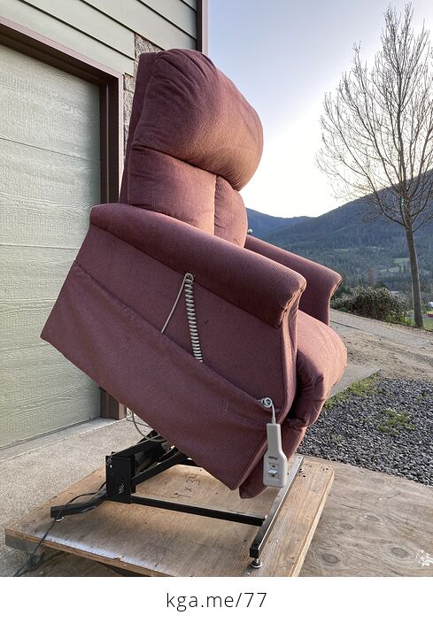 Electric Lift Chair with Battery Backup by Pride - #o2pYLIOswRg-5