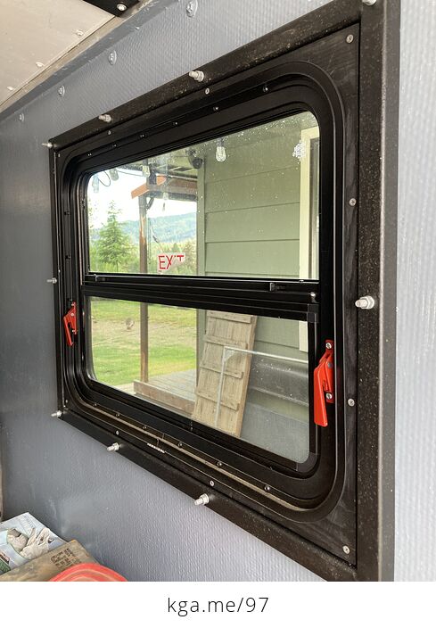 Heavy Duty Enclosed Trailer with Brakes Flood Lights Title and Registration - #4gnRPLEtBxM-16