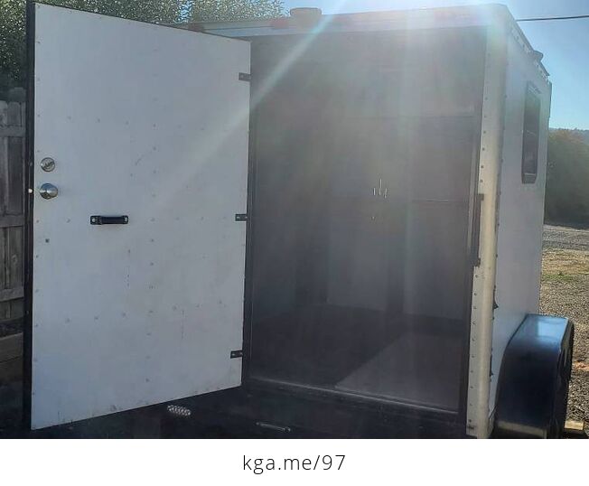 Heavy Duty Enclosed Trailer with Brakes Flood Lights Title and Registration - #4gnRPLEtBxM-21