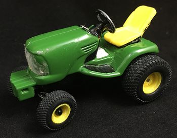 Metal John Deere Lawn Tractor Toy L0512q01 #H7WKr4Rx86k