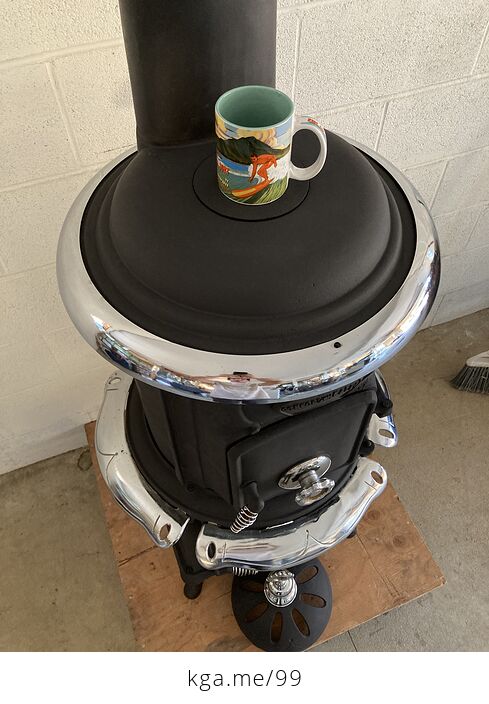 Old Pot Belly Parlor Coal and Wood Stove with Hot Cook Plate - #ioaLUuv9pI0-8