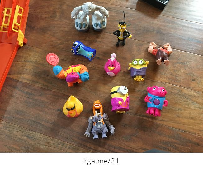 Toys - #EkHqhz3tr2E-6