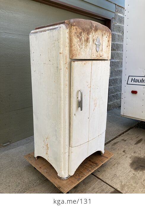 Vintage 1935 Crosley Shelvador Refrigerator - #ROvJiQQflx0-7